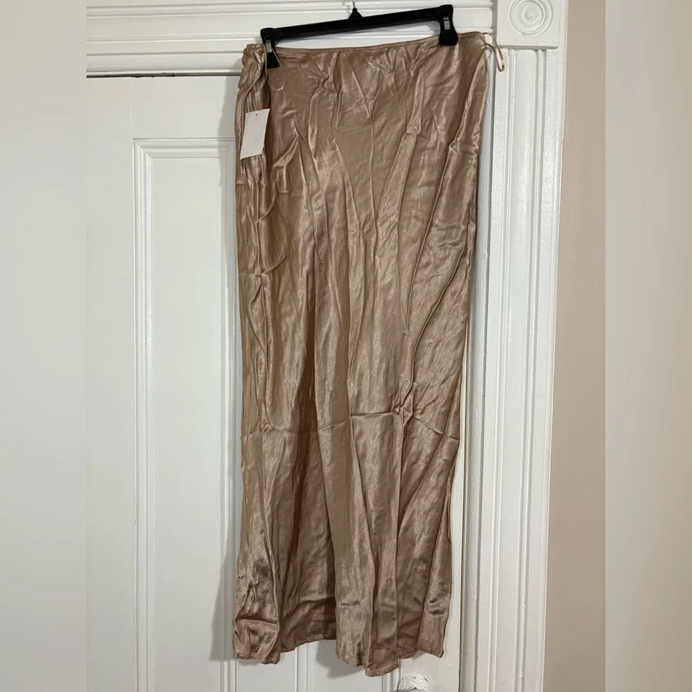 NWT‎ River Island Women’s Gold Satin Midi Skirt Bias Cut British